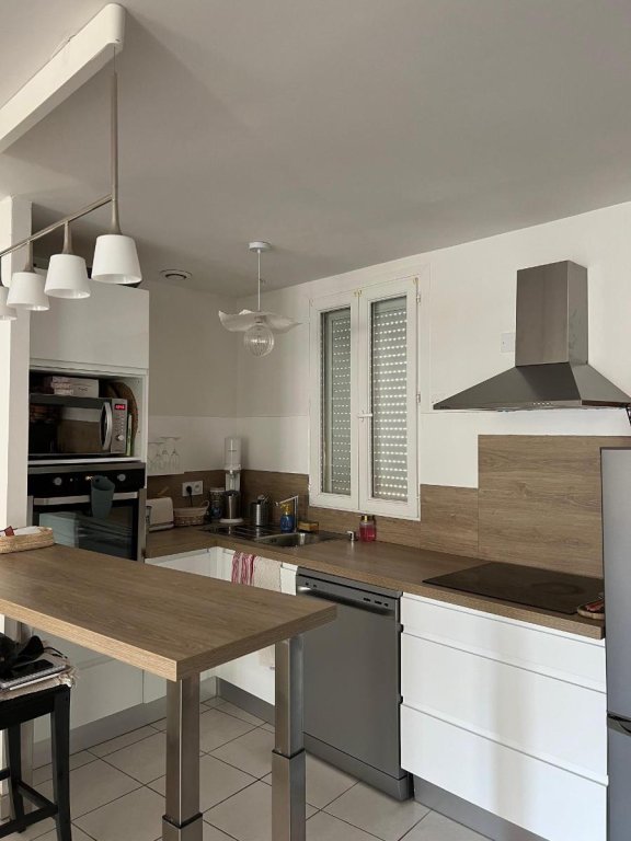 APPARTEMENT T3 A LOUER - ST JUST ST RAMBERT - 72.54 m2 - 685 &euro; charges comprises par mois