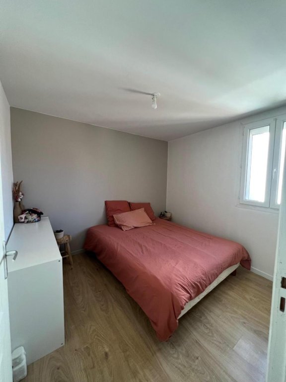 APPARTEMENT T3 A LOUER - ST JUST ST RAMBERT - 72.54 m2 - 685 &euro; charges comprises par mois