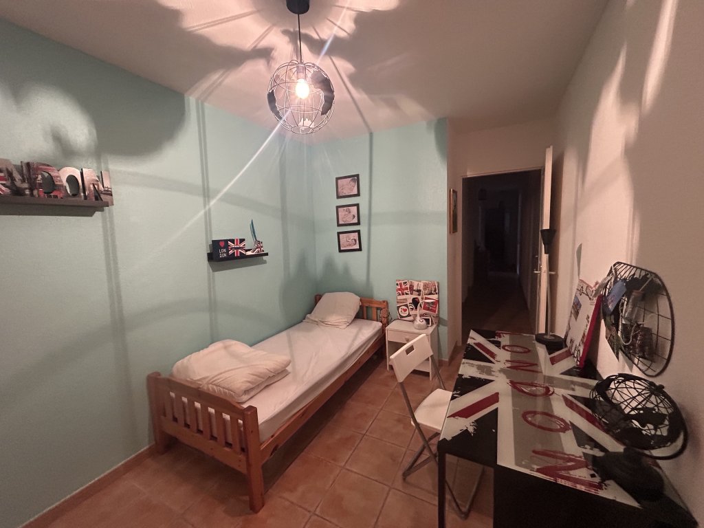 APPARTEMENT T3 A LOUER - ST ROMAIN LE PUY - 96.25 m2 - 850 &euro; charges comprises par mois