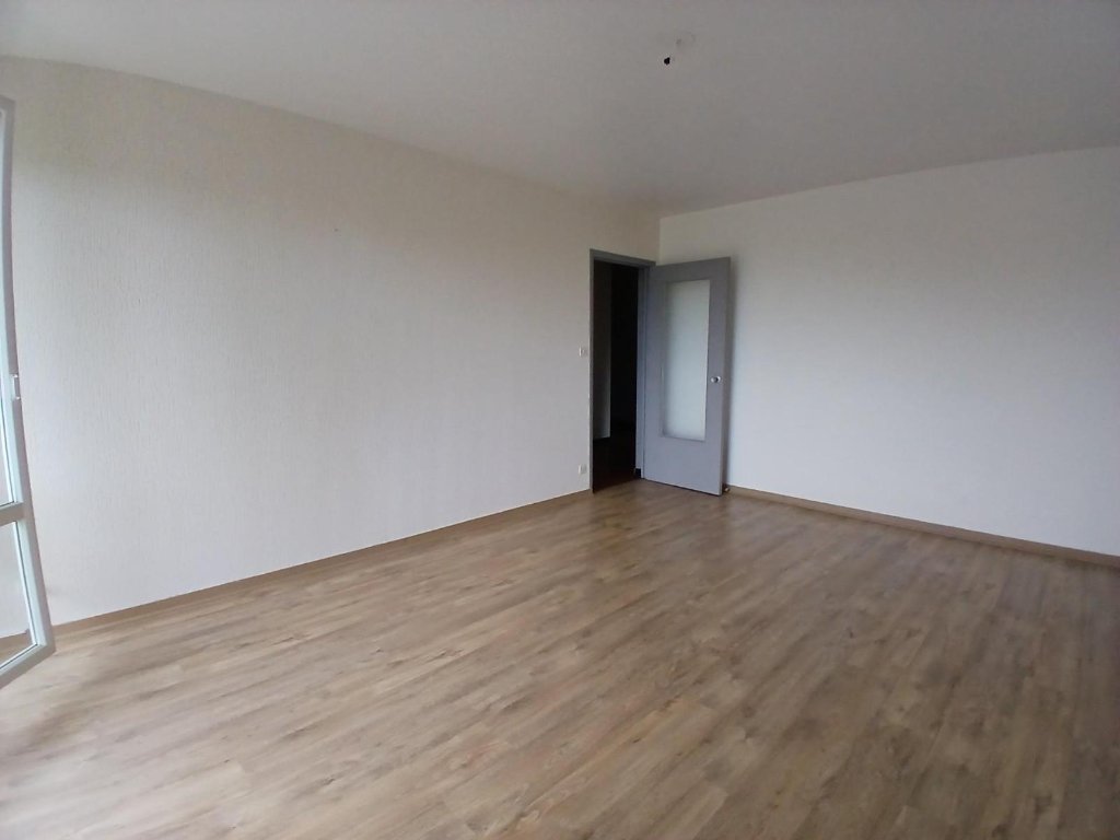 APPARTEMENT T3 A VENDRE - FEURS - 159 000 &euro;