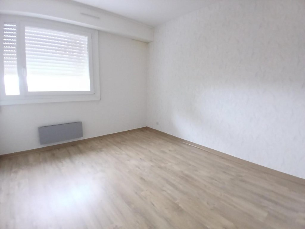 APPARTEMENT T3 A VENDRE - FEURS - 159 000 &euro;