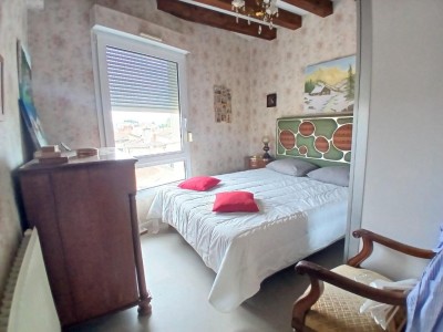 APPARTEMENT T3 A VENDRE - FEURS - 86.82 m2 - 190 000 €