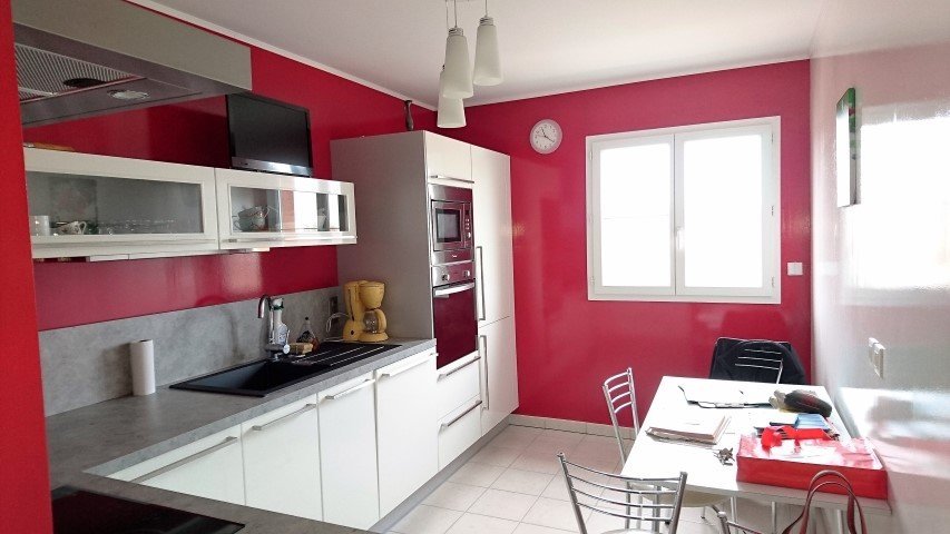 APPARTEMENT T3 A VENDRE - MONTBRISON - 82.35 m2 - 248 000 &euro;