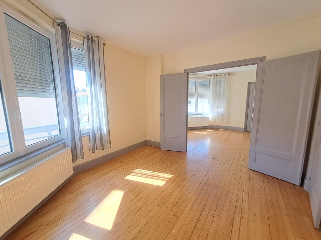 APPARTEMENT T4 A LOUER - CHAZELLES SUR LYON - 74.15 m2 - 560 &euro; charges comprises par mois