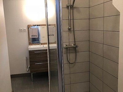 APPARTEMENT T4 A LOUER - FEURS - 71.51 m2 - 656 € charges comprises par mois