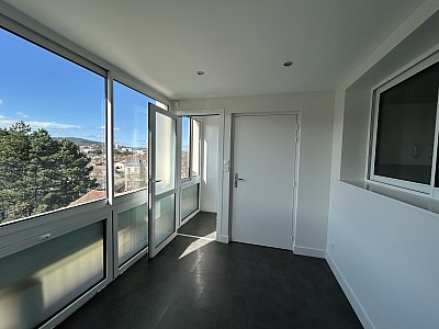 APPARTEMENT T4 A LOUER - MONTBRISON - 73.34 m2 - 680 € charges comprises par mois