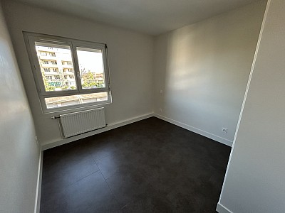 APPARTEMENT T4 A LOUER - MONTBRISON - 73.34 m2 - 680 € charges comprises par mois