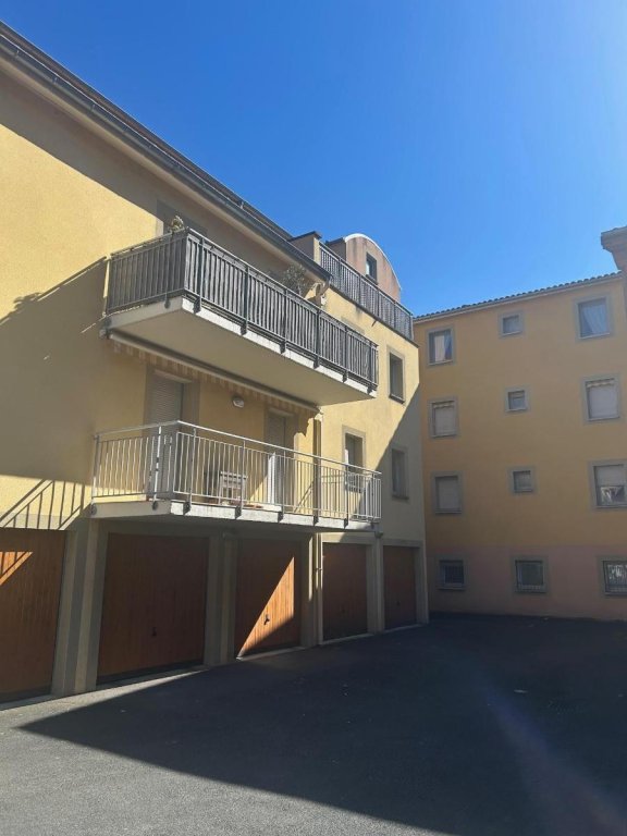 APPARTEMENT T4 A LOUER - MONTBRISON - 98.82 m2 - 795 &euro; charges comprises par mois