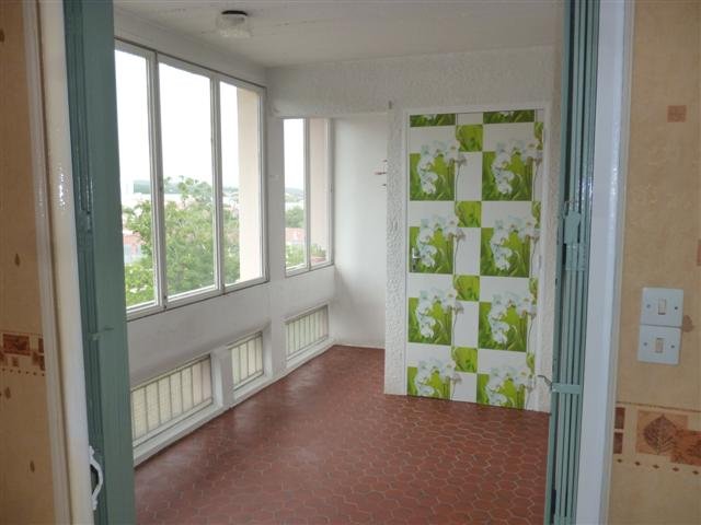 APPARTEMENT T4 A LOUER - MONTBRISON - 71 m2 - 545 &euro; charges comprises par mois