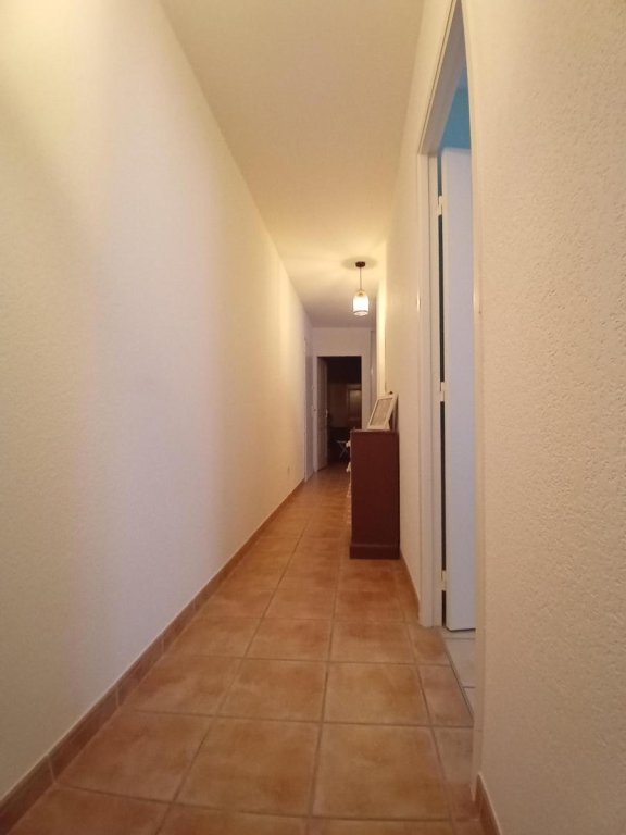 APPARTEMENT T4 A LOUER - ST ROMAIN LE PUY - 94.6 m2 - 850 &euro; charges comprises par mois