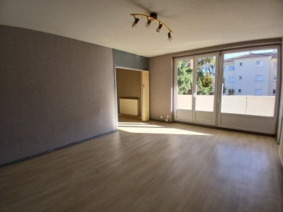APPARTEMENT T4 A VENDRE - FEURS - 82.23 m2 - 129 000 &euro;