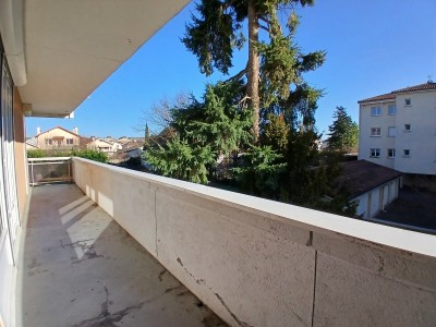 APPARTEMENT T4 A VENDRE - FEURS - 82.23 m2 - 129 000 &euro;