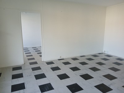 APPARTEMENT T4 A VENDRE - FEURS - 84.85 m2 - 129 000 €