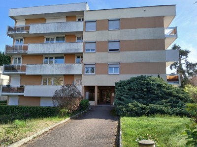 APPARTEMENT T4 A VENDRE - FEURS - 82.34 m2 - 99 000 €