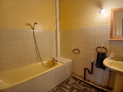 APPARTEMENT T4 A VENDRE - MONTBRISON - 81.07 m2 - 139 000 €