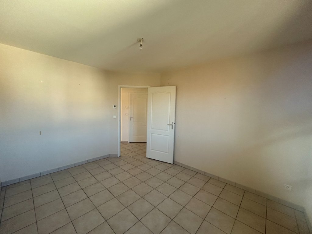 APPARTEMENT T4 A VENDRE - MONTBRISON - 98.82 m2 - 269 000 &euro;