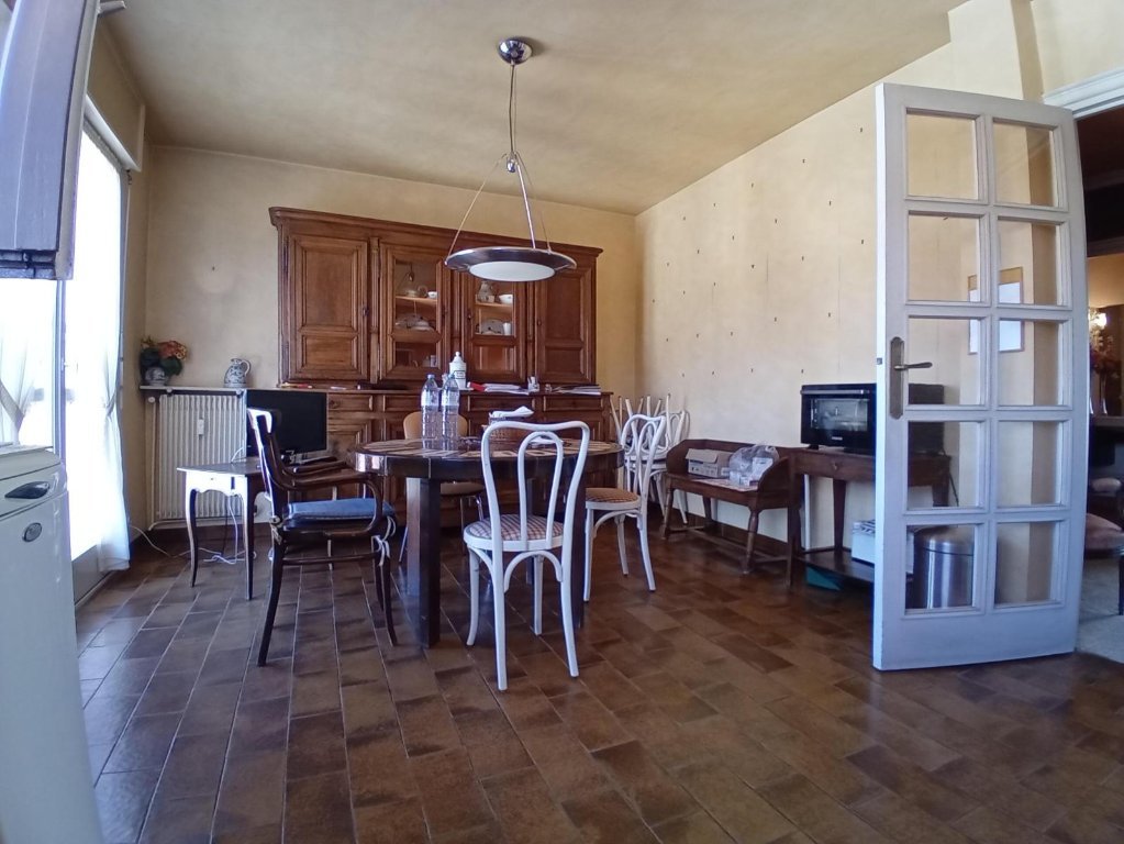 APPARTEMENT T4 A VENDRE - MONTBRISON - 141.37 m2 - 374 000 &euro;