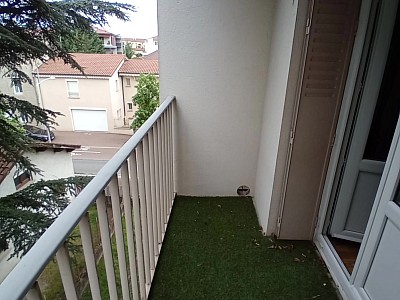 APPARTEMENT T5 A LOUER - MONTBRISON - 675 € charges comprises par mois