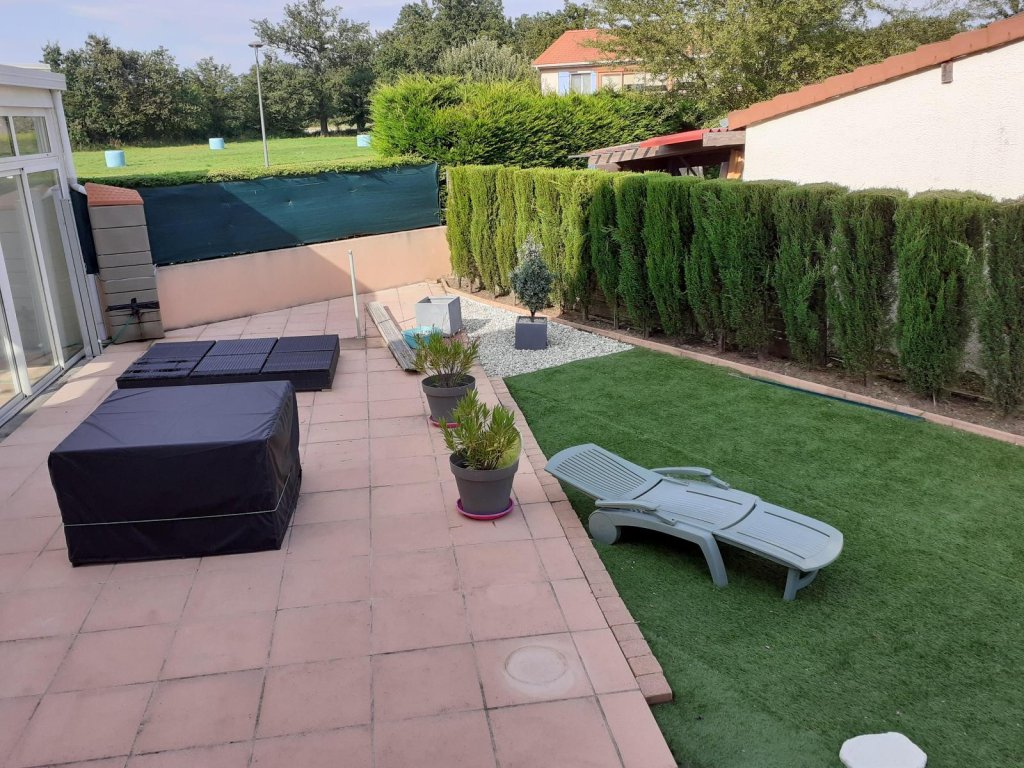VILLA A VENDRE - FEURS - 135.1 m2 - 330 000 &euro;